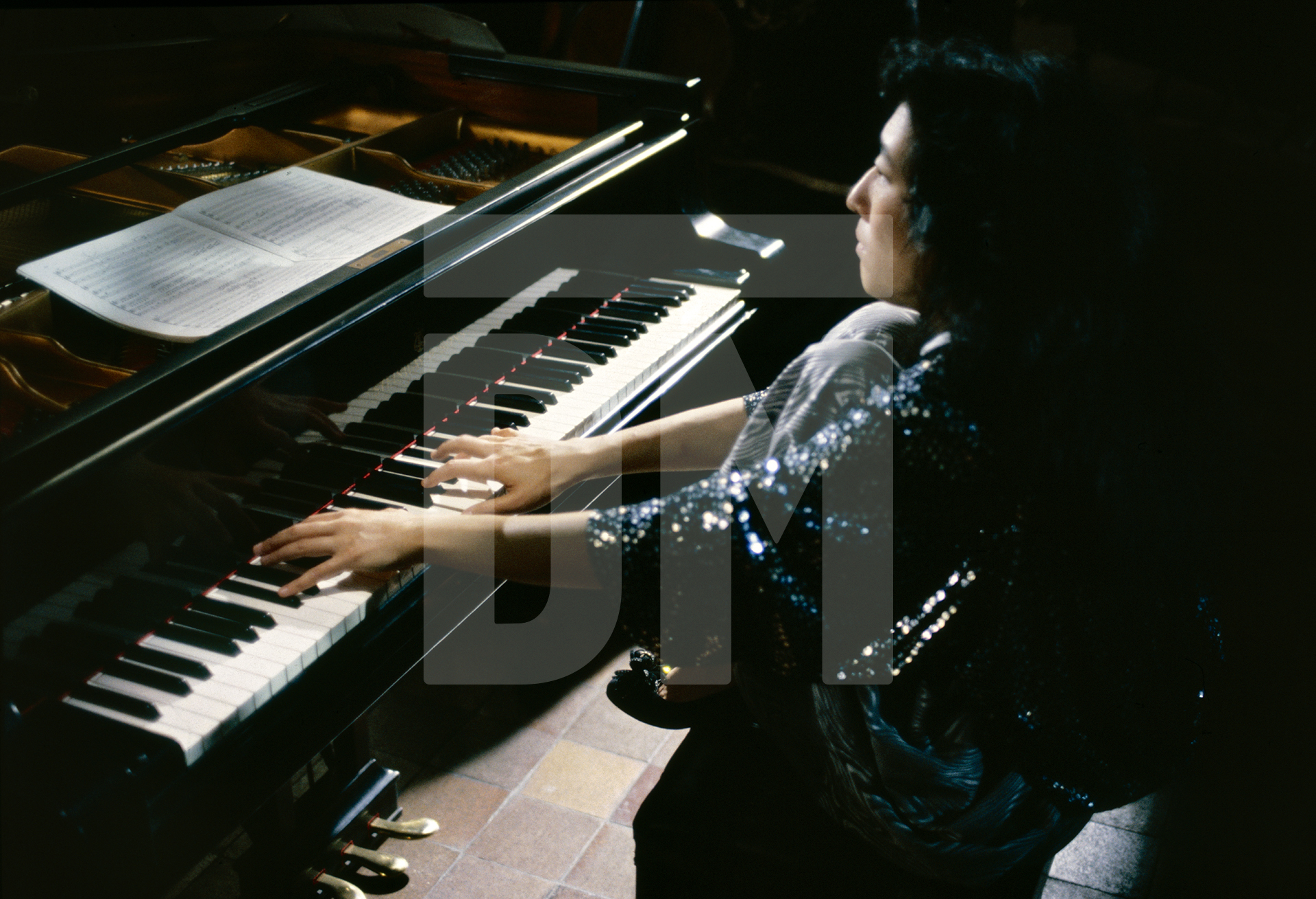 Mitsuko Uchida. London. September 1986 by Daniel Meadows