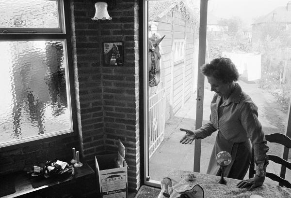 The mounted policeman visits, Bromley, Kent. April 1985