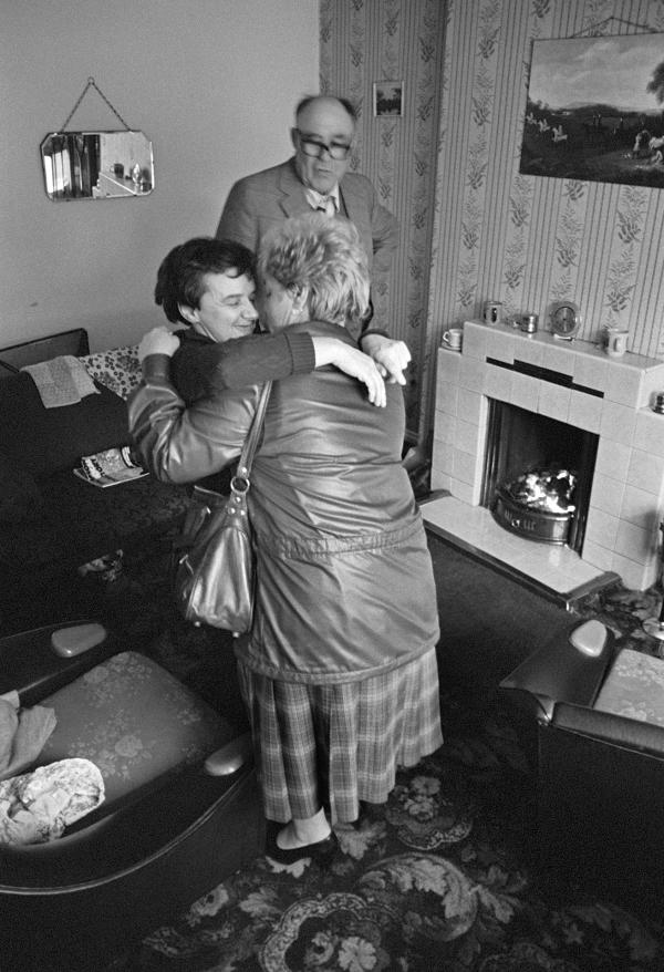 Welfare worker and clients, Durham Social Services group living scheme, Spennymoor. November 1981
