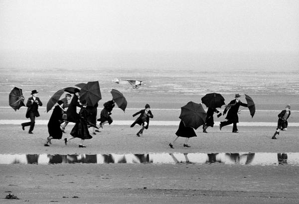 Re-enactmenet of the arrival of Charles Lindbergh’s Spirit of St Louis. Broomhill, East Camber Sands, East Sussex. September 1991